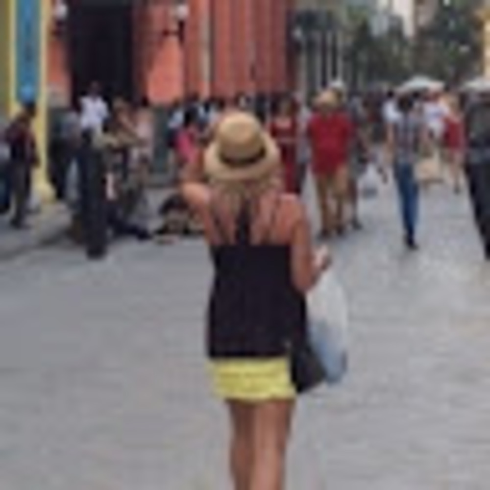 Meet your Posher, Camille